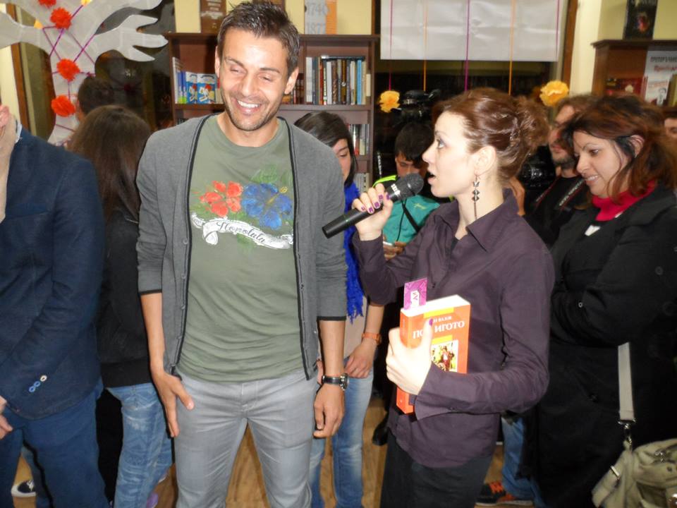 Среща-разговор с Роси Михова за новата ѝ книга "ТРИМА НАСАМЕ. Задочни разговори с Макс Фриш"