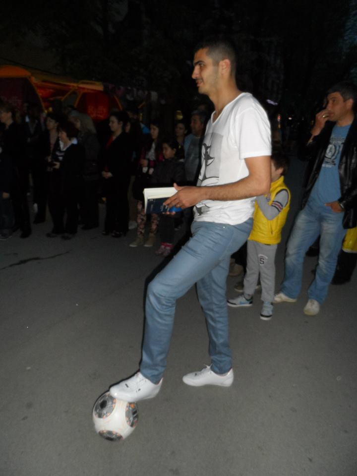 Среща-разговор с Роси Михова за новата ѝ книга "ТРИМА НАСАМЕ. Задочни разговори с Макс Фриш"