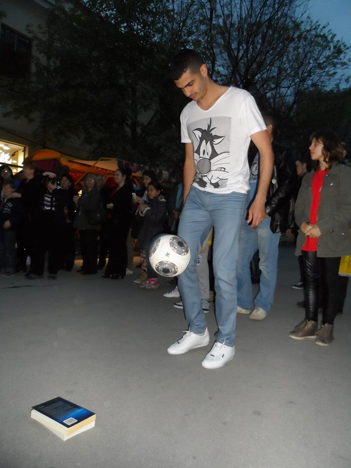 Среща-разговор с Роси Михова за новата ѝ книга "ТРИМА НАСАМЕ. Задочни разговори с Макс Фриш"