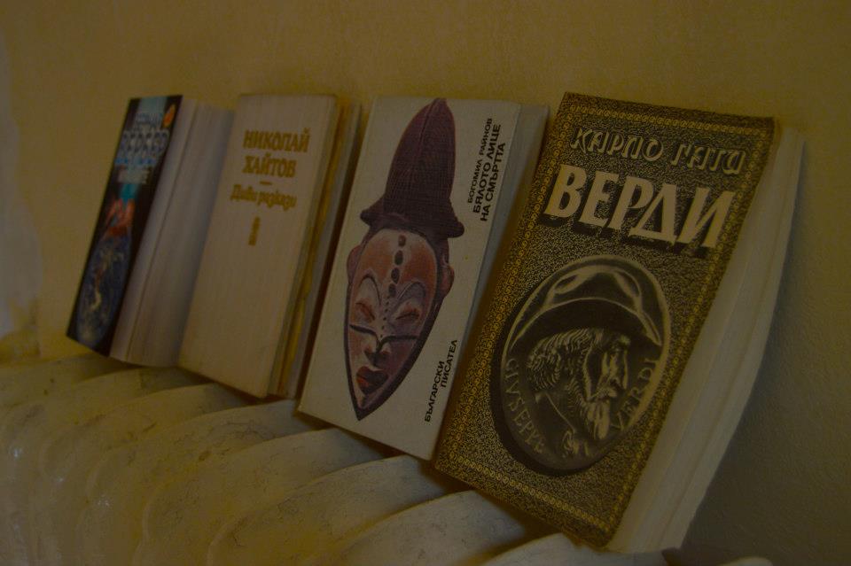 POIESIS/POLEMOS: Боряна Кацарска за поезията на Цочо Бояджиев