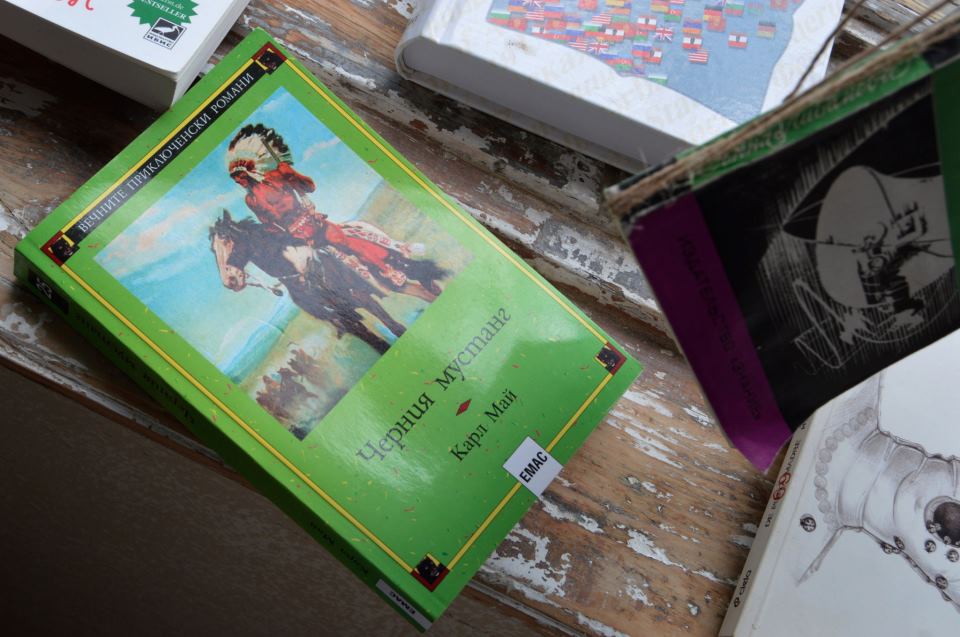 POIESIS/POLEMOS: Боряна Кацарска за поезията на Цочо Бояджиев