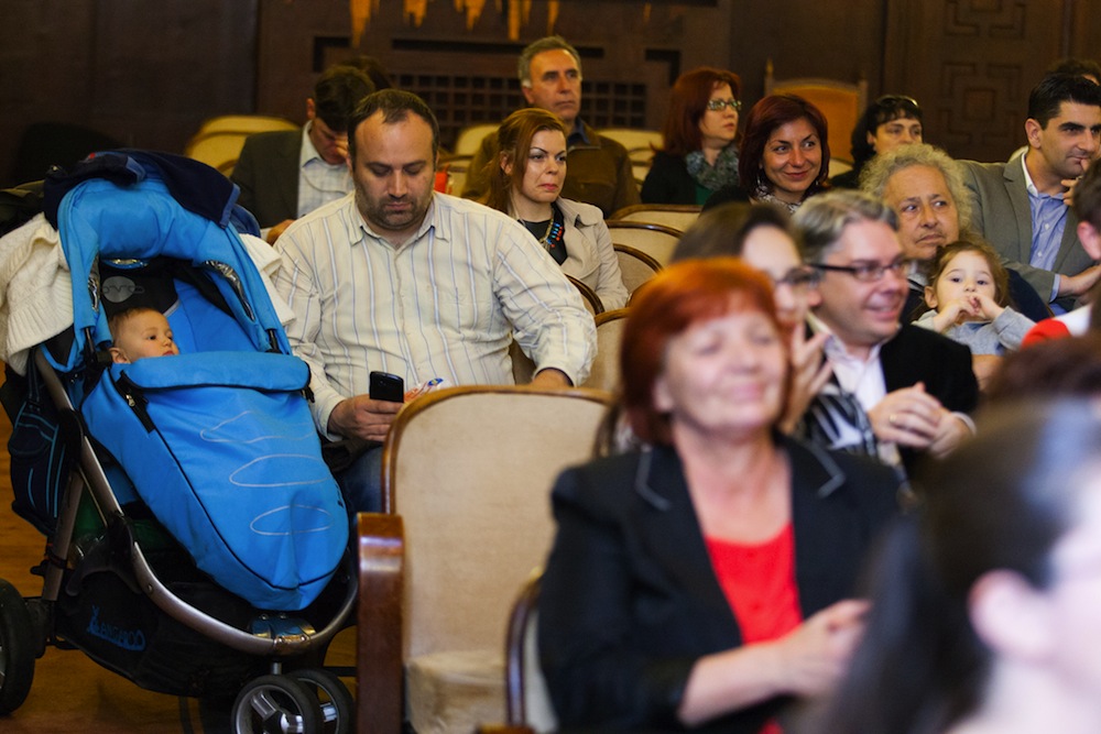 POIESIS/POLEMOS: Боряна Кацарска за поезията на Цочо Бояджиев