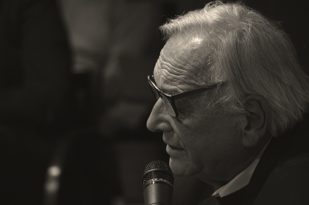 POIESIS/POLEMOS: Боряна Кацарска за поезията на Цочо Бояджиев