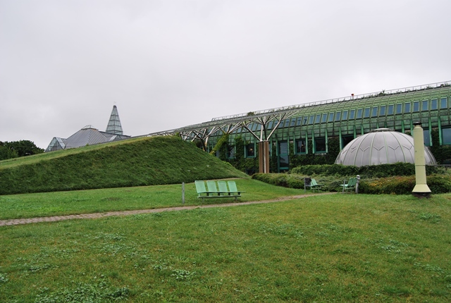 Среща-разговор с Роси Михова за новата ѝ книга "ТРИМА НАСАМЕ. Задочни разговори с Макс Фриш"