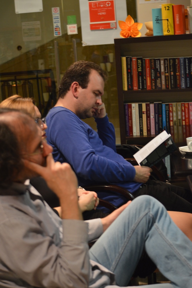 Среща-разговор с Роси Михова за новата ѝ книга "ТРИМА НАСАМЕ. Задочни разговори с Макс Фриш"