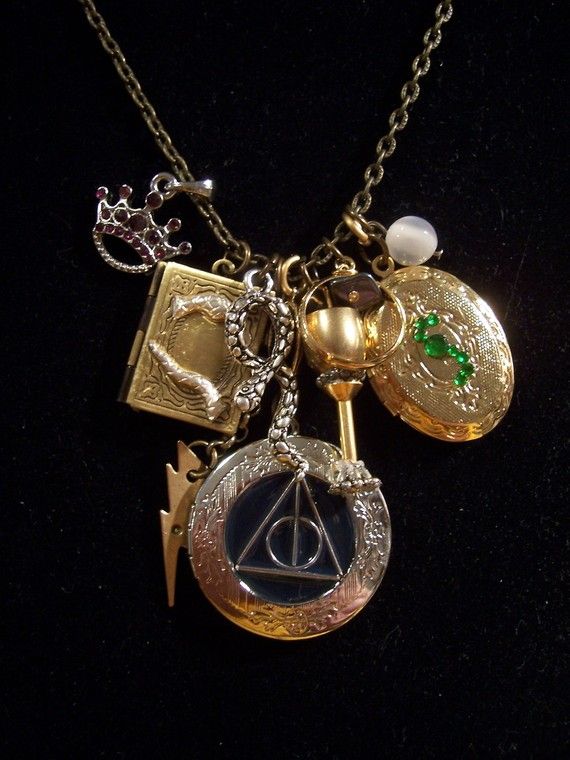 Среща-разговор с Роси Михова за новата ѝ книга "ТРИМА НАСАМЕ. Задочни разговори с Макс Фриш"