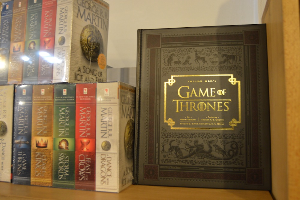 Среща-разговор с Роси Михова за новата ѝ книга "ТРИМА НАСАМЕ. Задочни разговори с Макс Фриш"