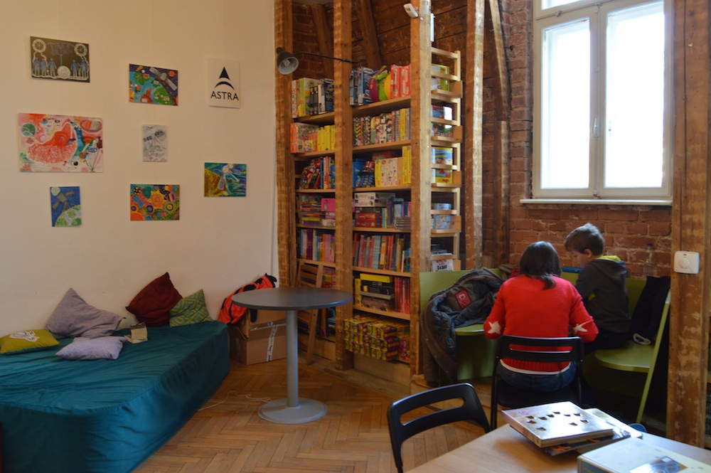 POIESIS/POLEMOS: Боряна Кацарска за поезията на Цочо Бояджиев