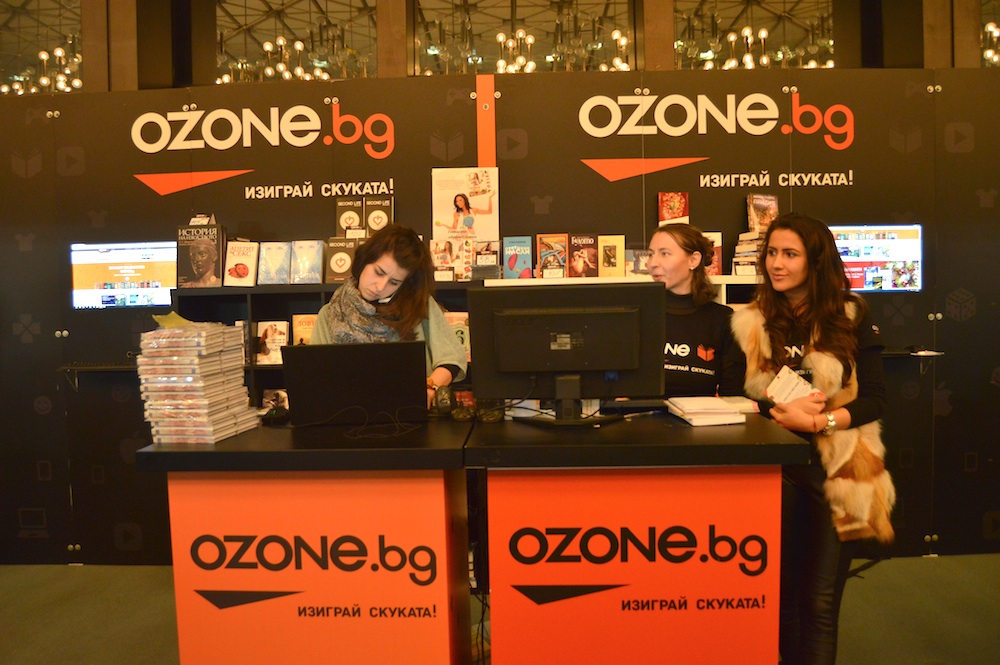 Среща-разговор с Роси Михова за новата ѝ книга "ТРИМА НАСАМЕ. Задочни разговори с Макс Фриш"