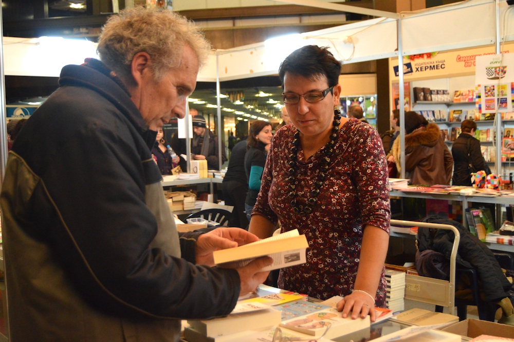 Среща-разговор с Роси Михова за новата ѝ книга "ТРИМА НАСАМЕ. Задочни разговори с Макс Фриш"