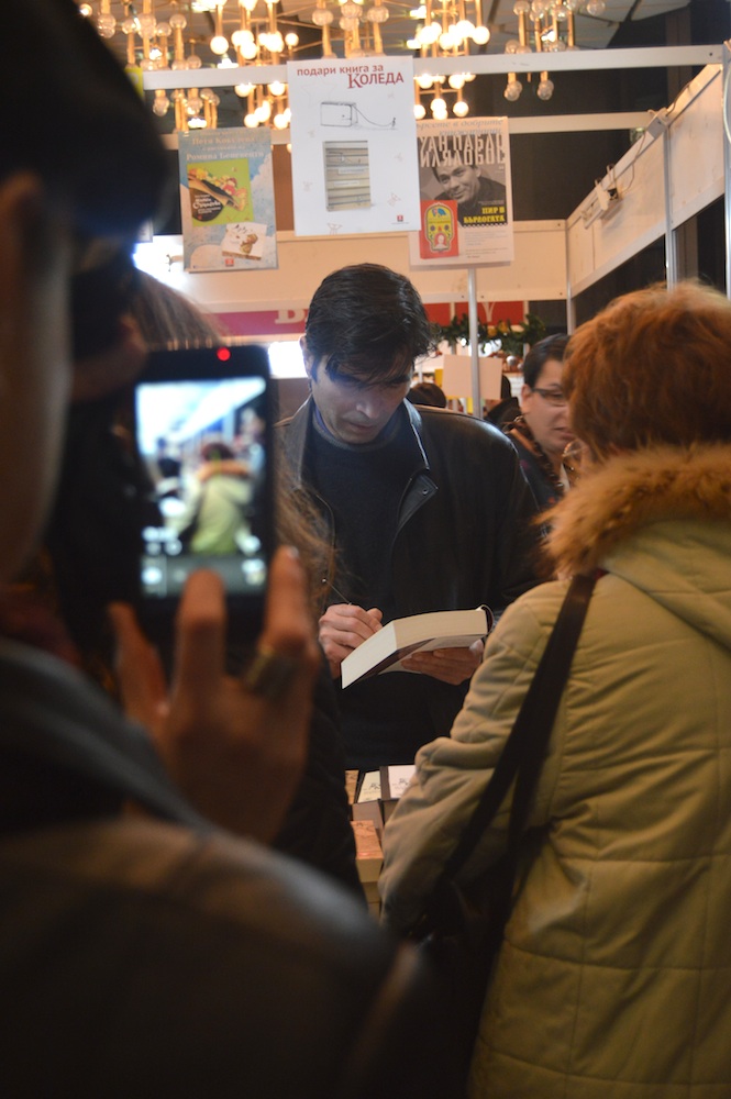 POIESIS/POLEMOS: Боряна Кацарска за поезията на Цочо Бояджиев