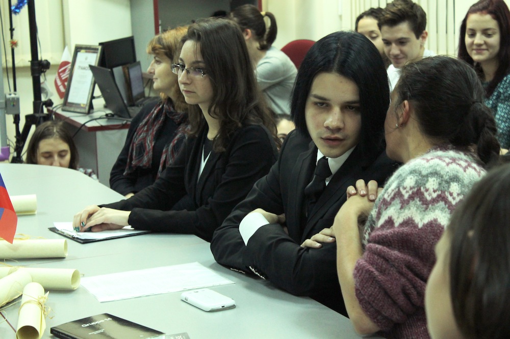 POIESIS/POLEMOS: Боряна Кацарска за поезията на Цочо Бояджиев