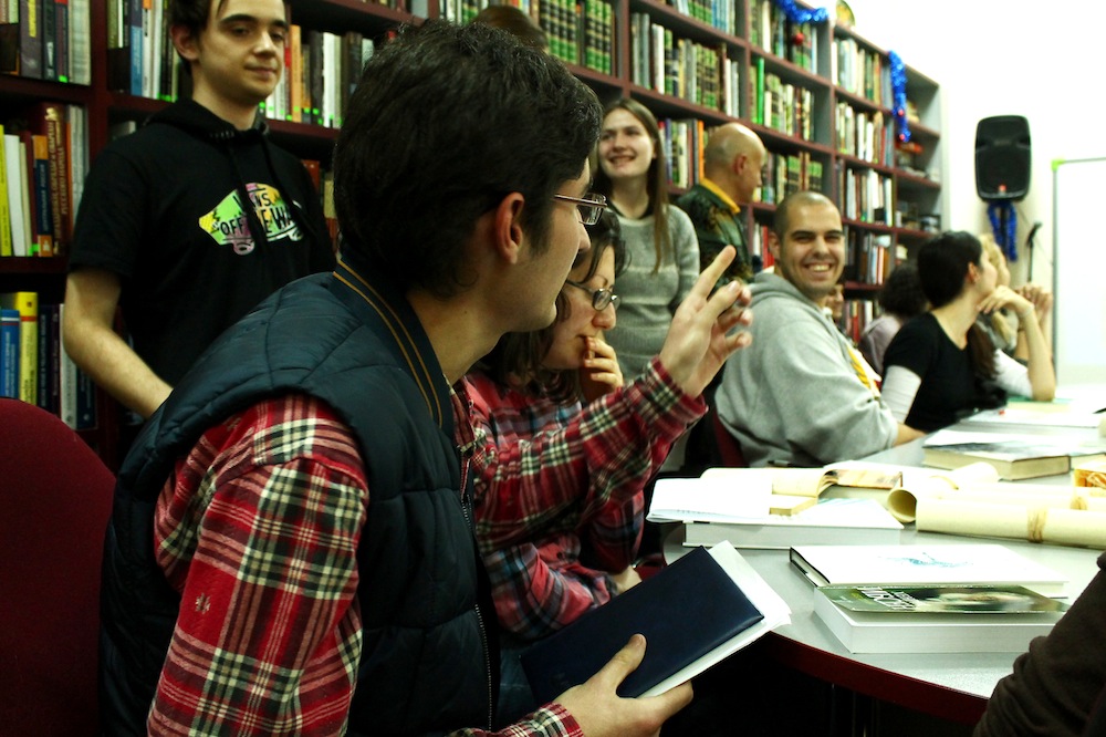 Среща-разговор с Роси Михова за новата ѝ книга "ТРИМА НАСАМЕ. Задочни разговори с Макс Фриш"