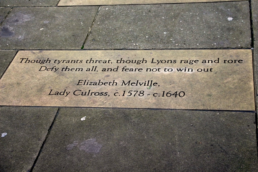 Среща-разговор с Роси Михова за новата ѝ книга "ТРИМА НАСАМЕ. Задочни разговори с Макс Фриш"