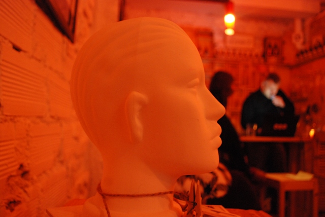 Среща-разговор с Роси Михова за новата ѝ книга "ТРИМА НАСАМЕ. Задочни разговори с Макс Фриш"