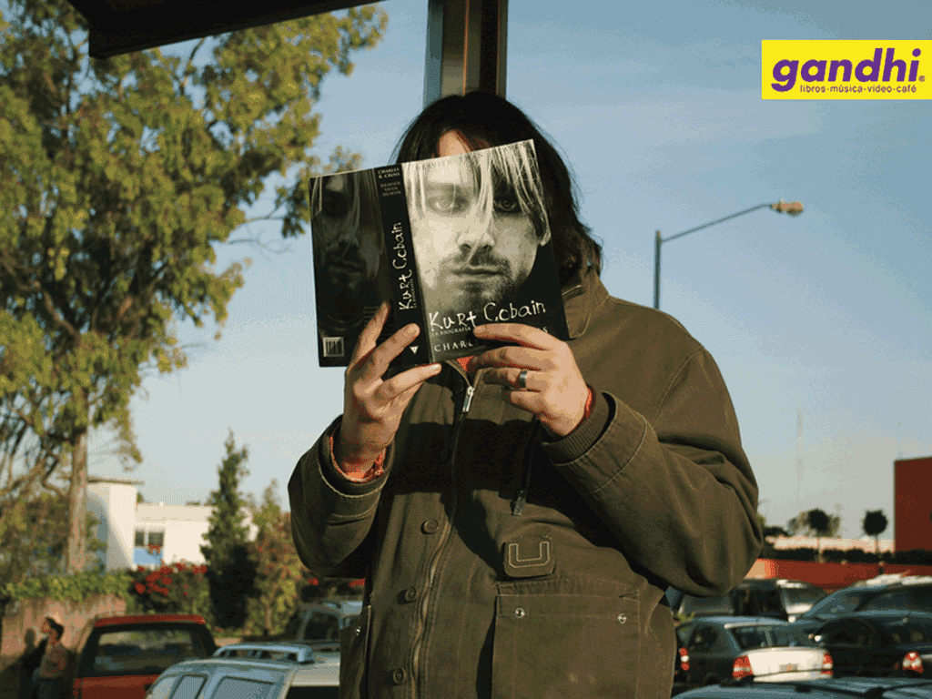 POIESIS/POLEMOS: Боряна Кацарска за поезията на Цочо Бояджиев