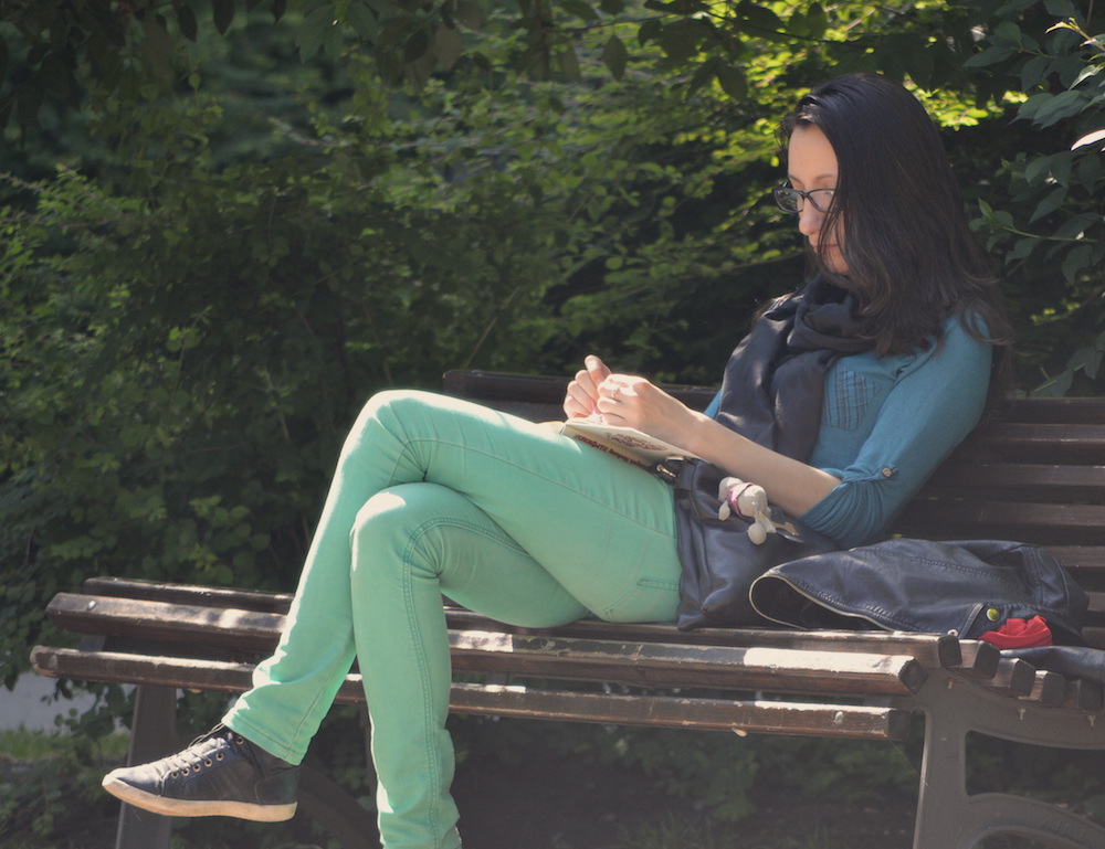 Среща-разговор с Роси Михова за новата ѝ книга "ТРИМА НАСАМЕ. Задочни разговори с Макс Фриш"