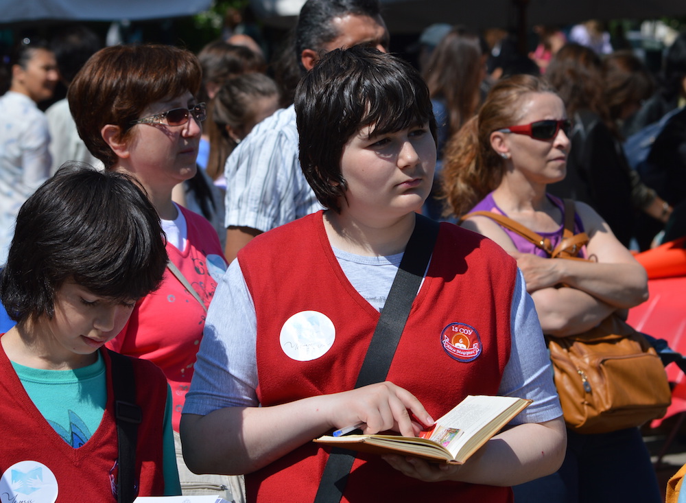 Среща-разговор с Роси Михова за новата ѝ книга "ТРИМА НАСАМЕ. Задочни разговори с Макс Фриш"