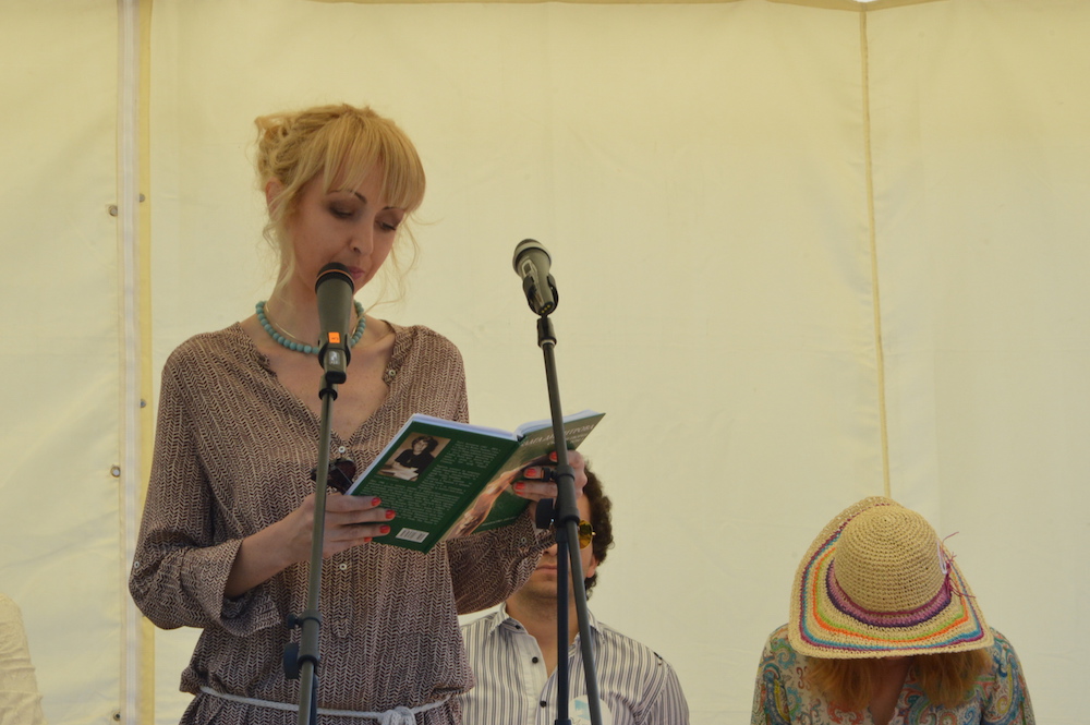 Среща-разговор с Роси Михова за новата ѝ книга "ТРИМА НАСАМЕ. Задочни разговори с Макс Фриш"