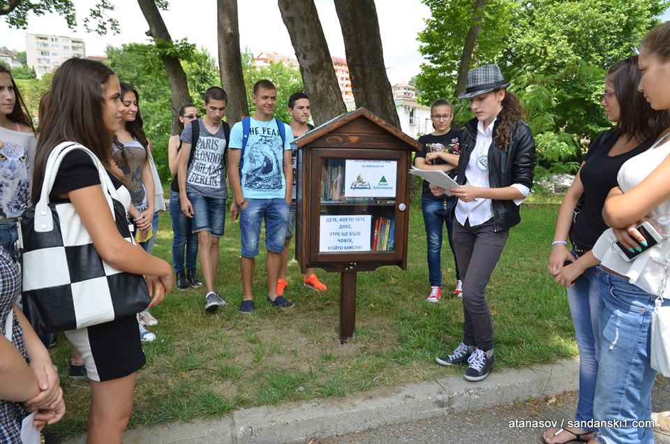 POIESIS/POLEMOS: Боряна Кацарска за поезията на Цочо Бояджиев