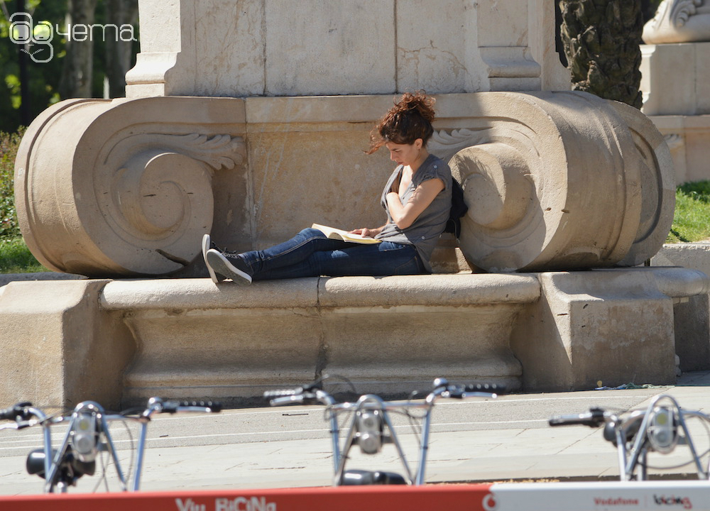 Среща-разговор с Роси Михова за новата ѝ книга "ТРИМА НАСАМЕ. Задочни разговори с Макс Фриш"