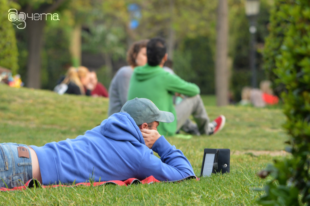 POIESIS/POLEMOS: Боряна Кацарска за поезията на Цочо Бояджиев