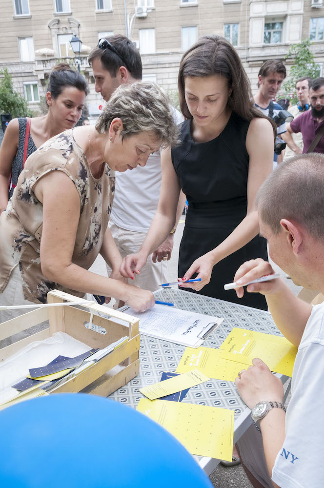 Среща-разговор с Роси Михова за новата ѝ книга "ТРИМА НАСАМЕ. Задочни разговори с Макс Фриш"