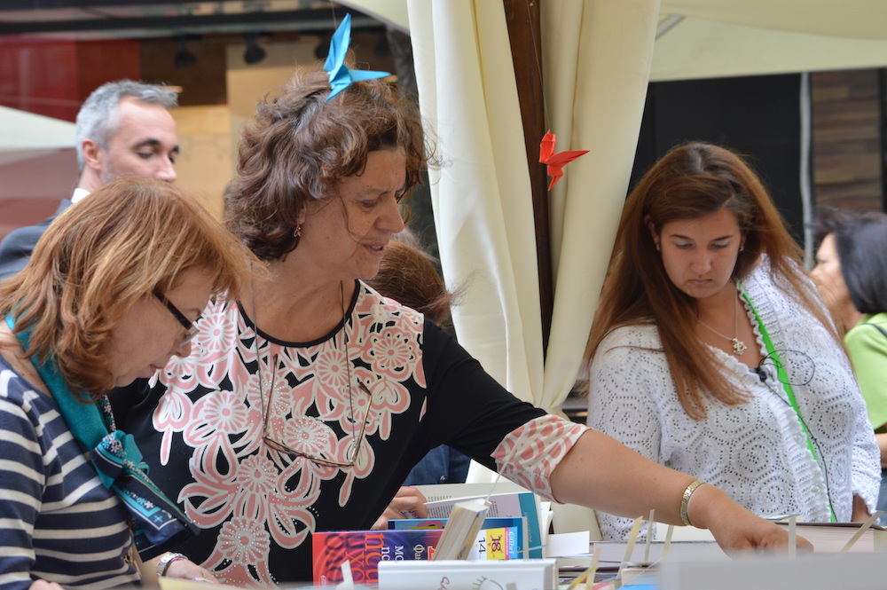 Среща-разговор с Роси Михова за новата ѝ книга "ТРИМА НАСАМЕ. Задочни разговори с Макс Фриш"