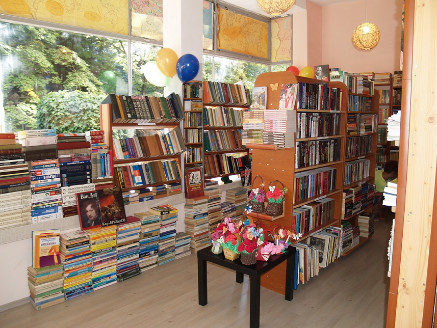 POIESIS/POLEMOS: Боряна Кацарска за поезията на Цочо Бояджиев