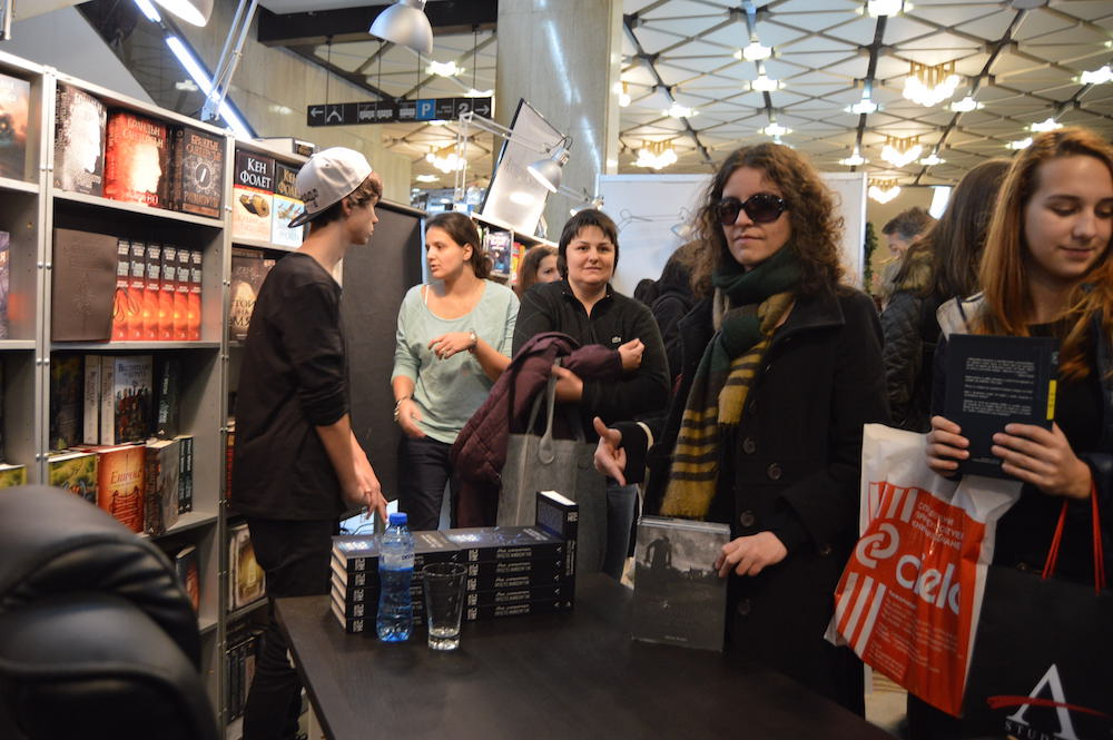 Среща-разговор с Роси Михова за новата ѝ книга "ТРИМА НАСАМЕ. Задочни разговори с Макс Фриш"