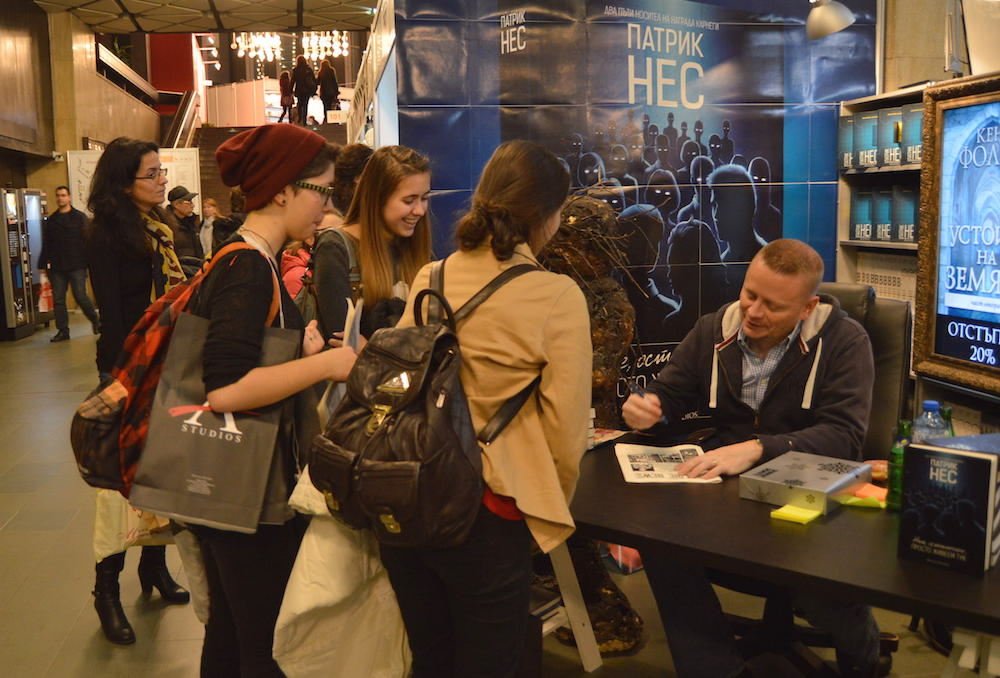 Среща-разговор с Роси Михова за новата ѝ книга "ТРИМА НАСАМЕ. Задочни разговори с Макс Фриш"