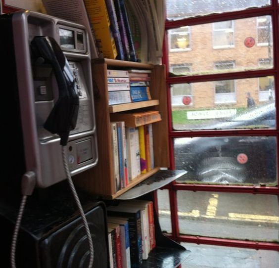 Среща-разговор с Роси Михова за новата ѝ книга "ТРИМА НАСАМЕ. Задочни разговори с Макс Фриш"