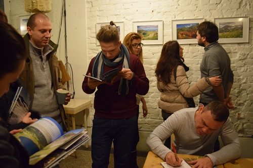 POIESIS/POLEMOS: Боряна Кацарска за поезията на Цочо Бояджиев