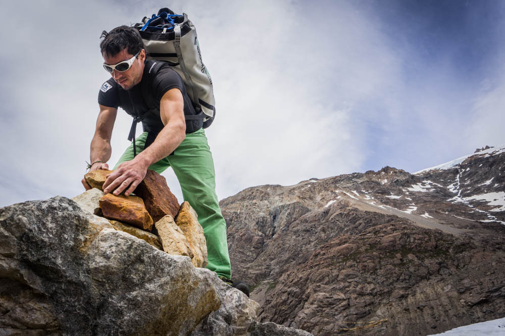 POIESIS/POLEMOS: Боряна Кацарска за поезията на Цочо Бояджиев