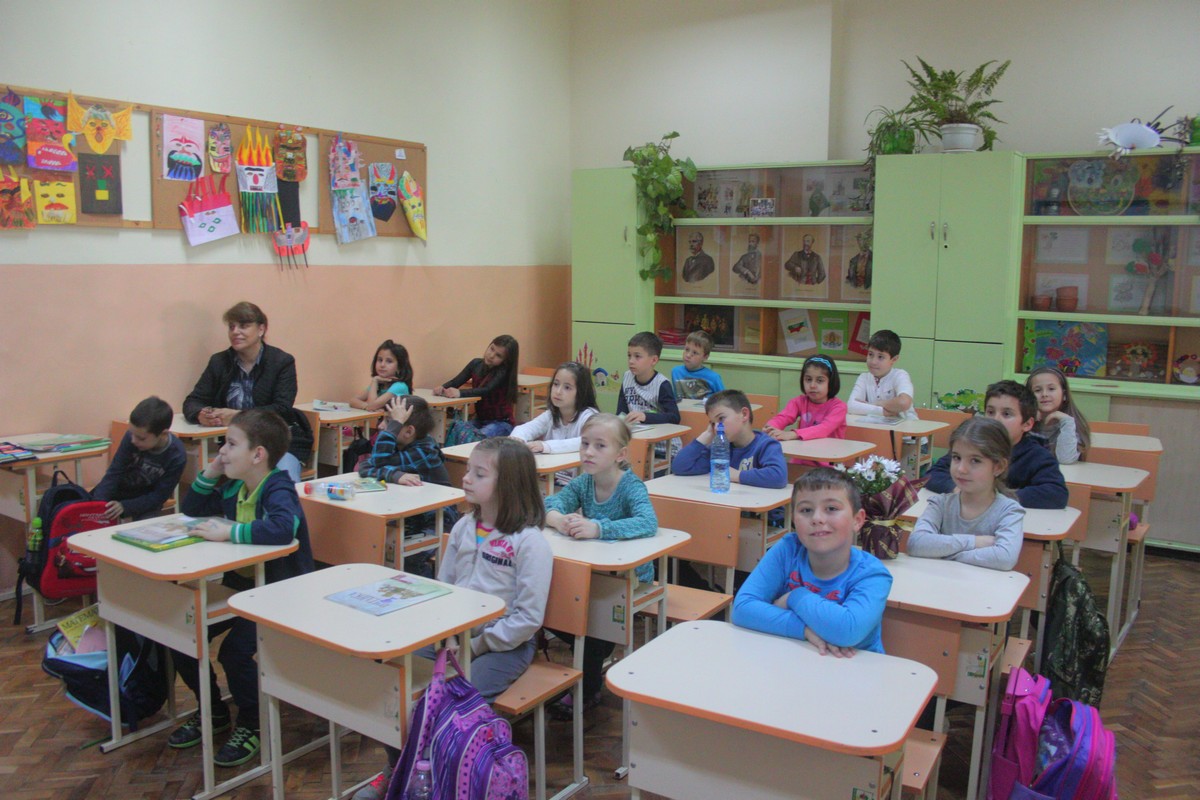 POIESIS/POLEMOS: Боряна Кацарска за поезията на Цочо Бояджиев