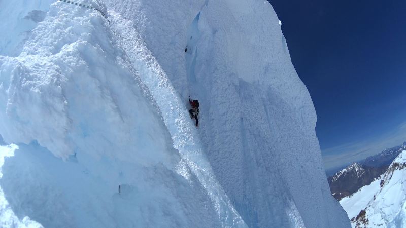 Среща-разговор с Роси Михова за новата ѝ книга "ТРИМА НАСАМЕ. Задочни разговори с Макс Фриш"