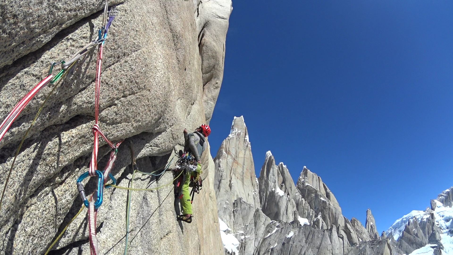 Среща-разговор с Роси Михова за новата ѝ книга "ТРИМА НАСАМЕ. Задочни разговори с Макс Фриш"