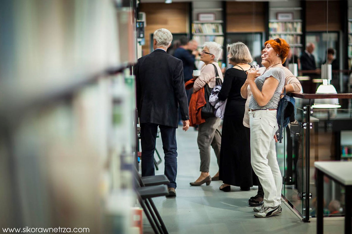 Среща-разговор с Роси Михова за новата ѝ книга "ТРИМА НАСАМЕ. Задочни разговори с Макс Фриш"