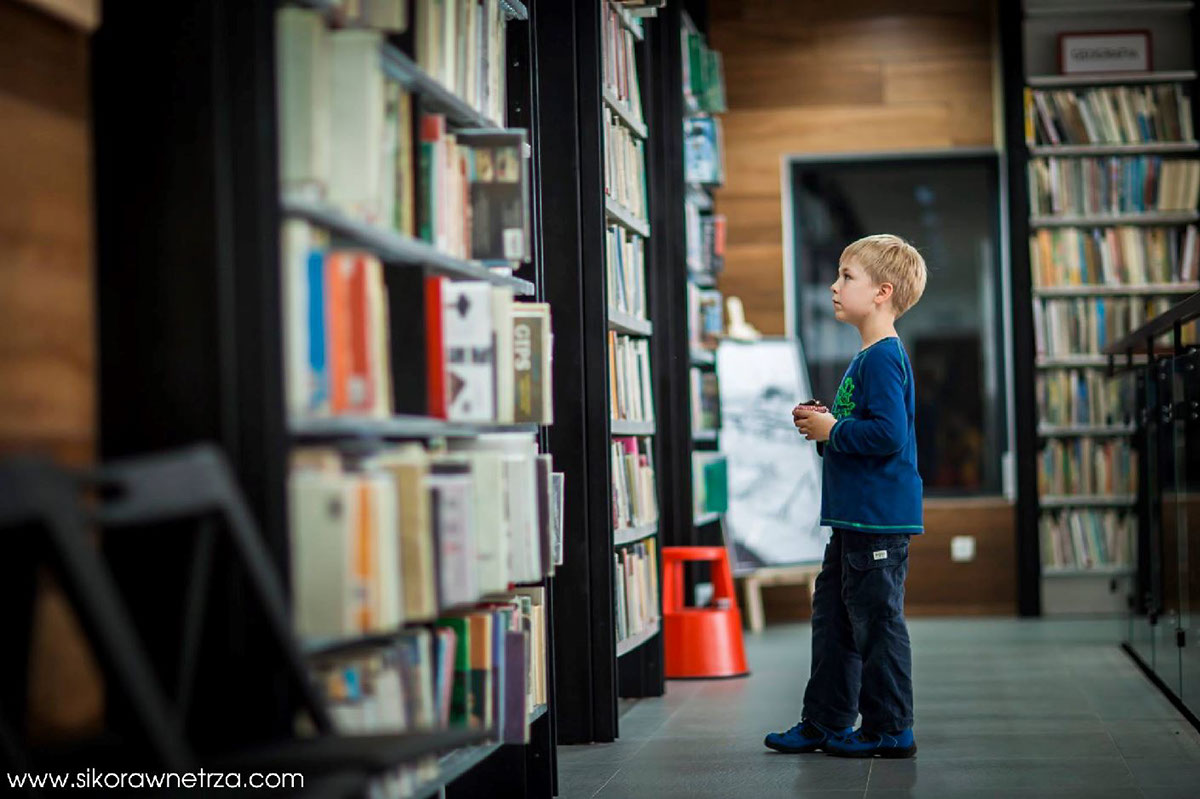 POIESIS/POLEMOS: Боряна Кацарска за поезията на Цочо Бояджиев