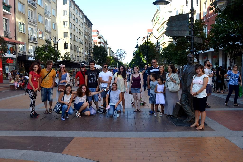 Среща-разговор с Роси Михова за новата ѝ книга "ТРИМА НАСАМЕ. Задочни разговори с Макс Фриш"