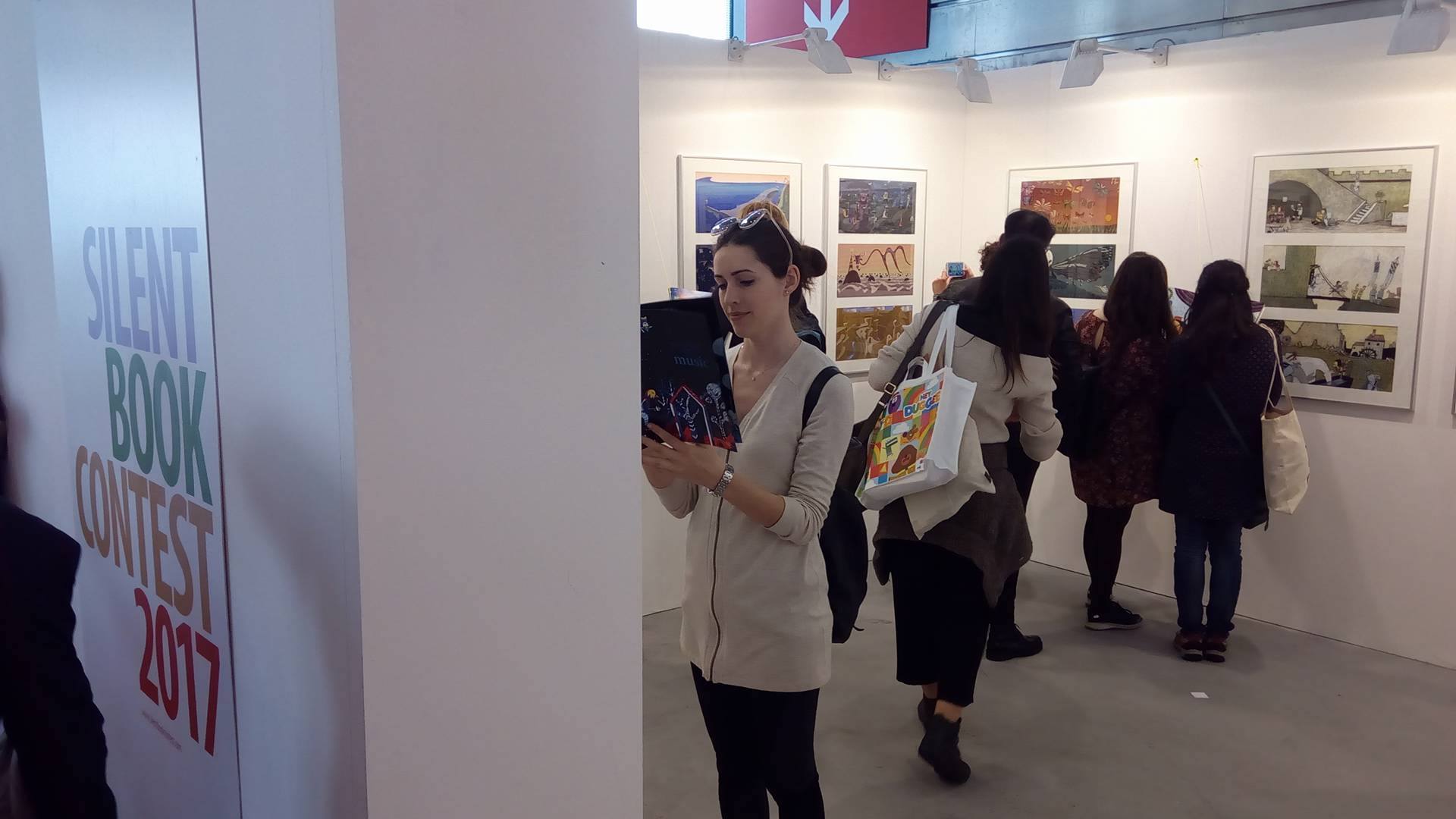 Среща-разговор с Роси Михова за новата ѝ книга "ТРИМА НАСАМЕ. Задочни разговори с Макс Фриш"