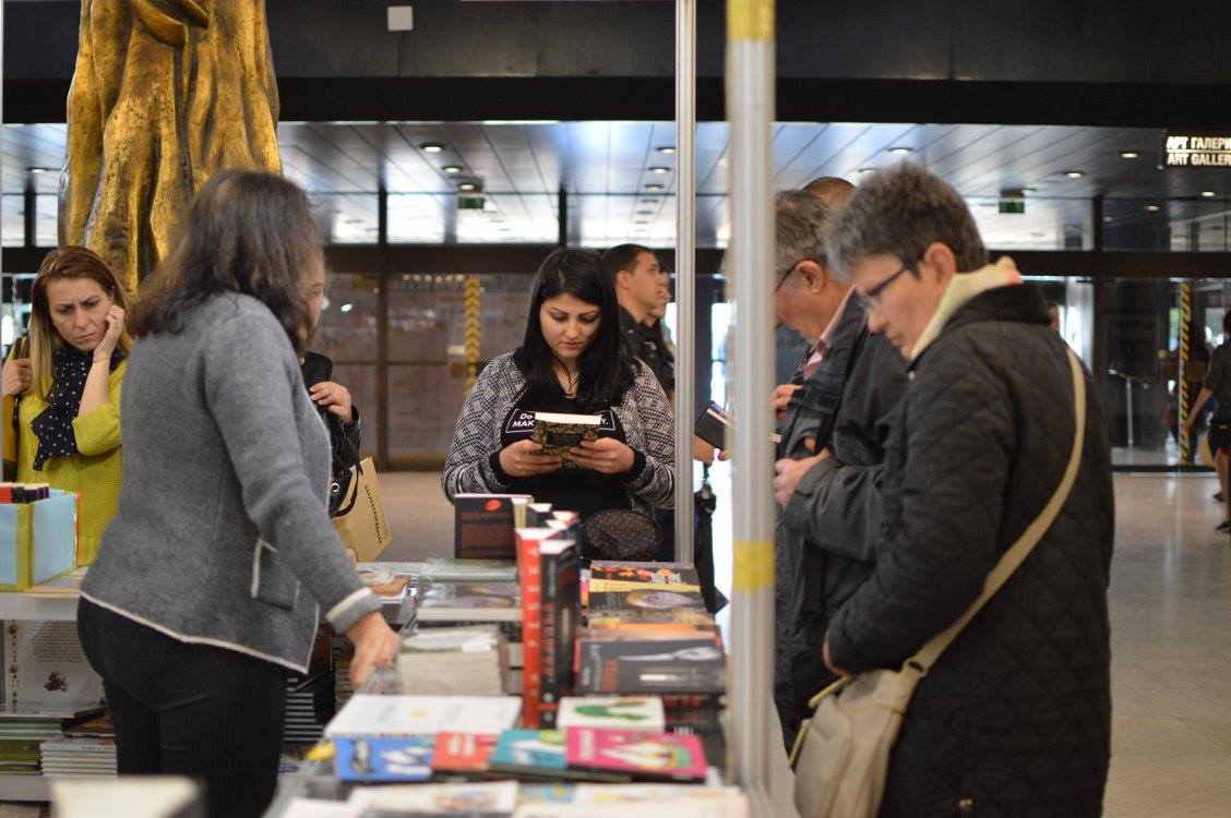 POIESIS/POLEMOS: Боряна Кацарска за поезията на Цочо Бояджиев