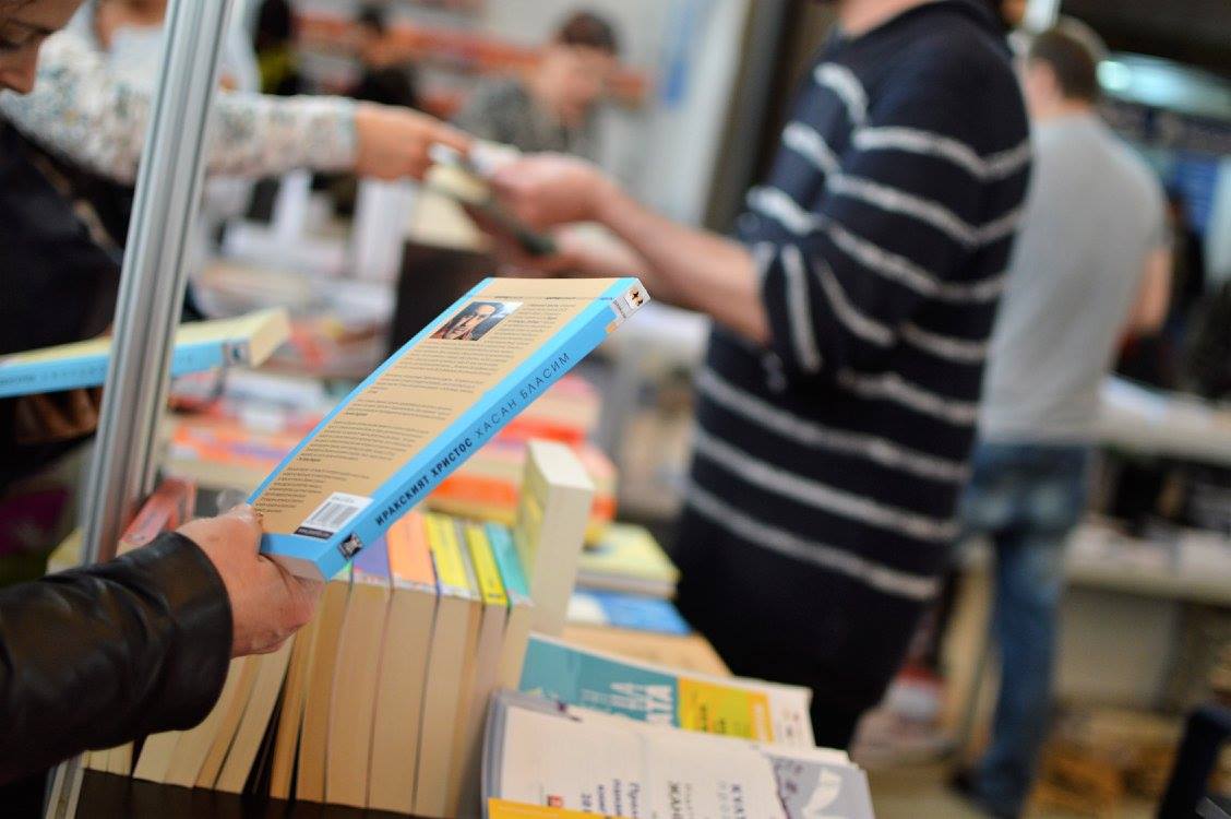 POIESIS/POLEMOS: Боряна Кацарска за поезията на Цочо Бояджиев