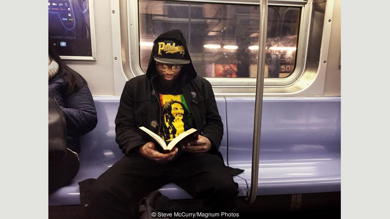 POIESIS/POLEMOS: Боряна Кацарска за поезията на Цочо Бояджиев