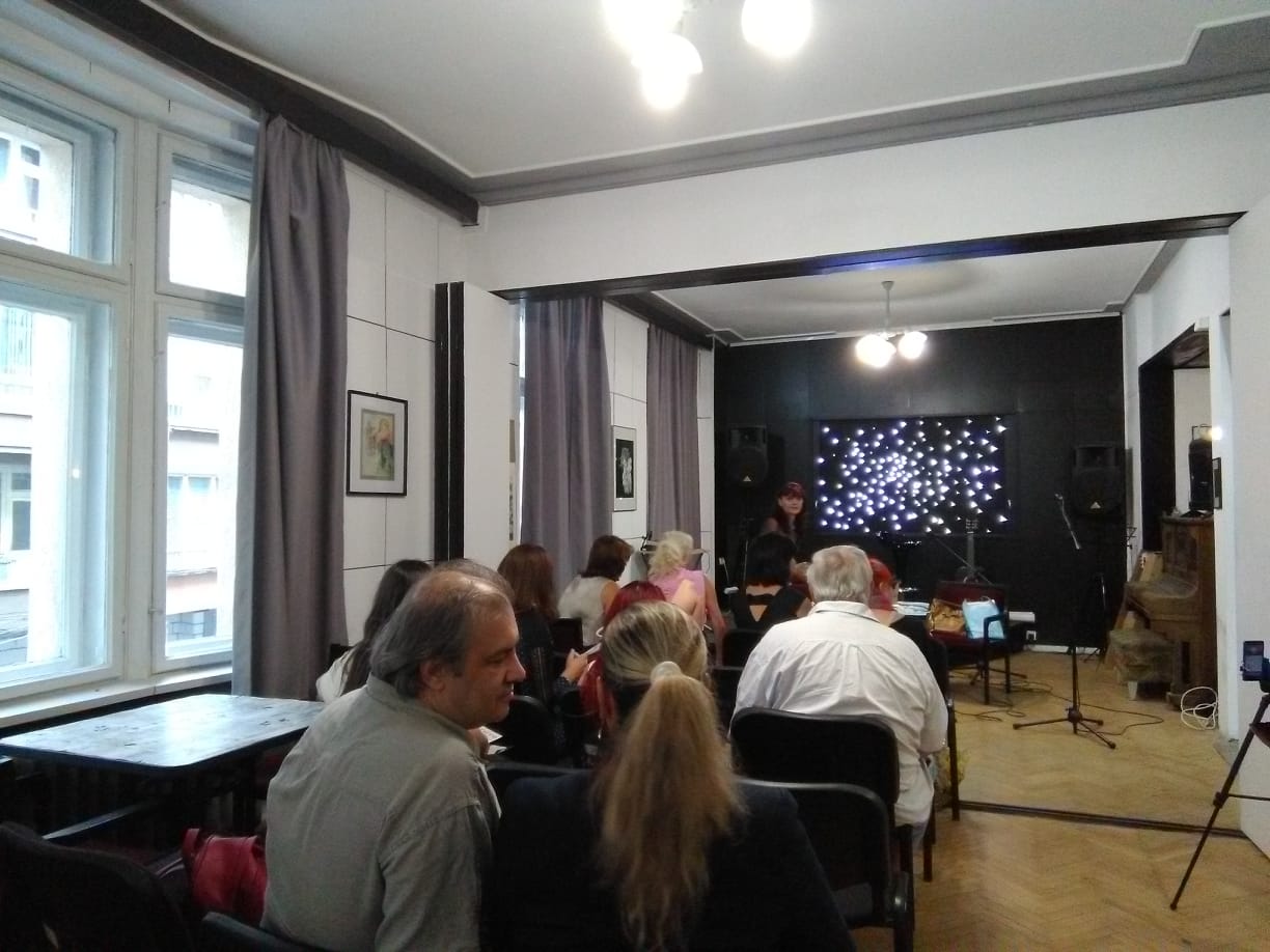 POIESIS/POLEMOS: Боряна Кацарска за поезията на Цочо Бояджиев