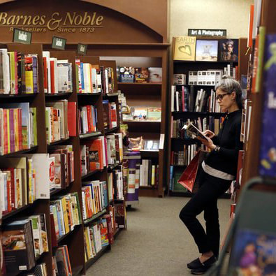 Среща-разговор с Роси Михова за новата ѝ книга "ТРИМА НАСАМЕ. Задочни разговори с Макс Фриш"