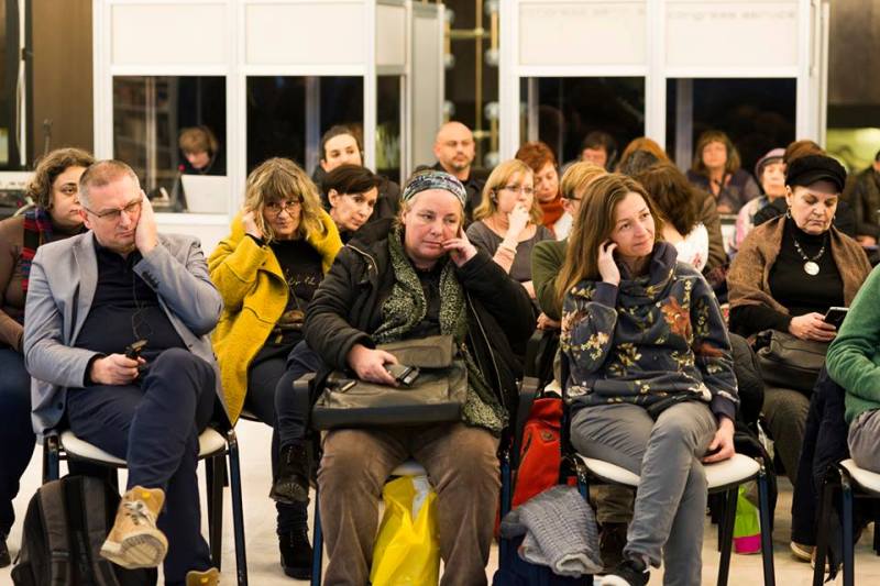 Среща-разговор с Роси Михова за новата ѝ книга "ТРИМА НАСАМЕ. Задочни разговори с Макс Фриш"