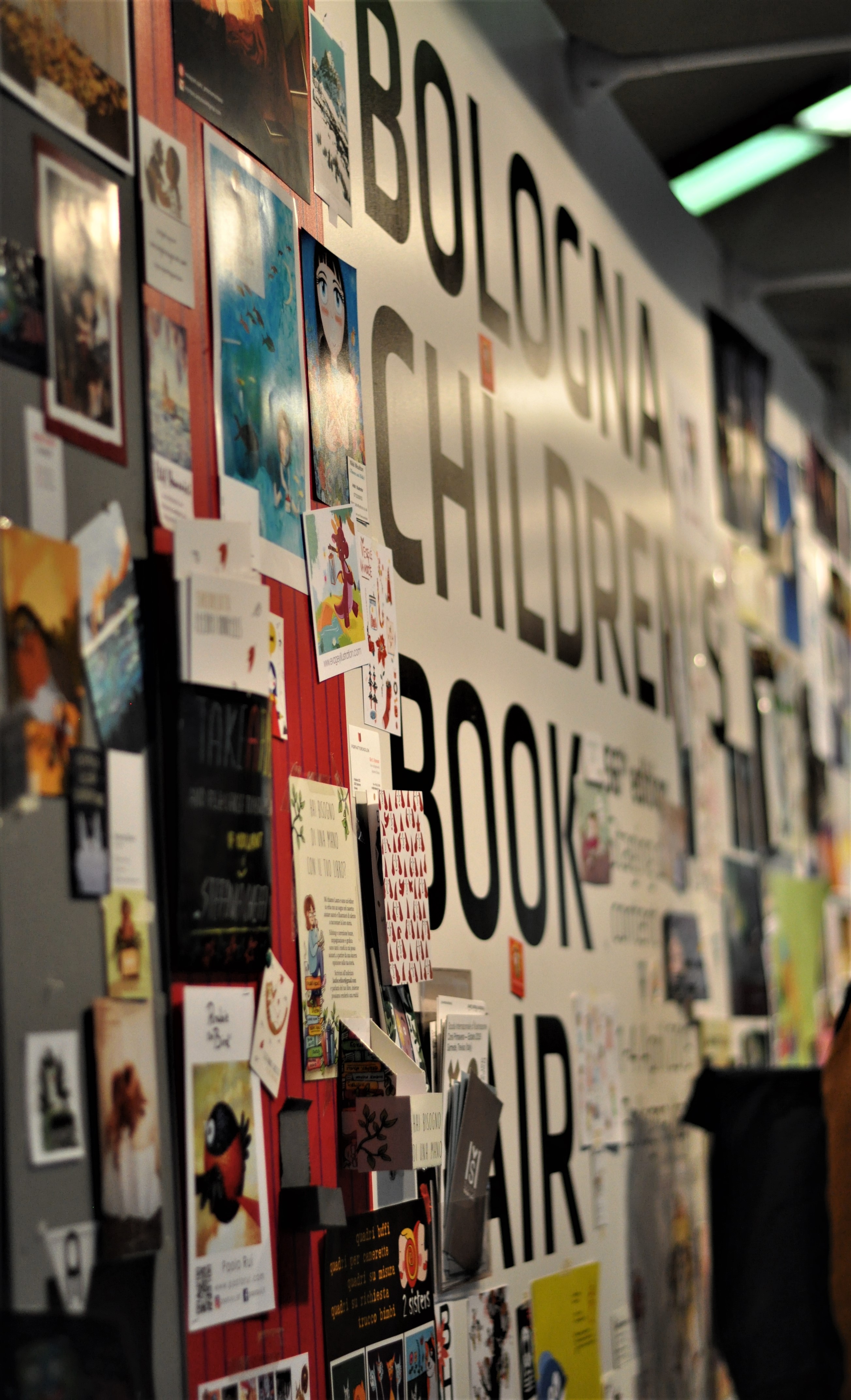 Среща-разговор с Роси Михова за новата ѝ книга "ТРИМА НАСАМЕ. Задочни разговори с Макс Фриш"