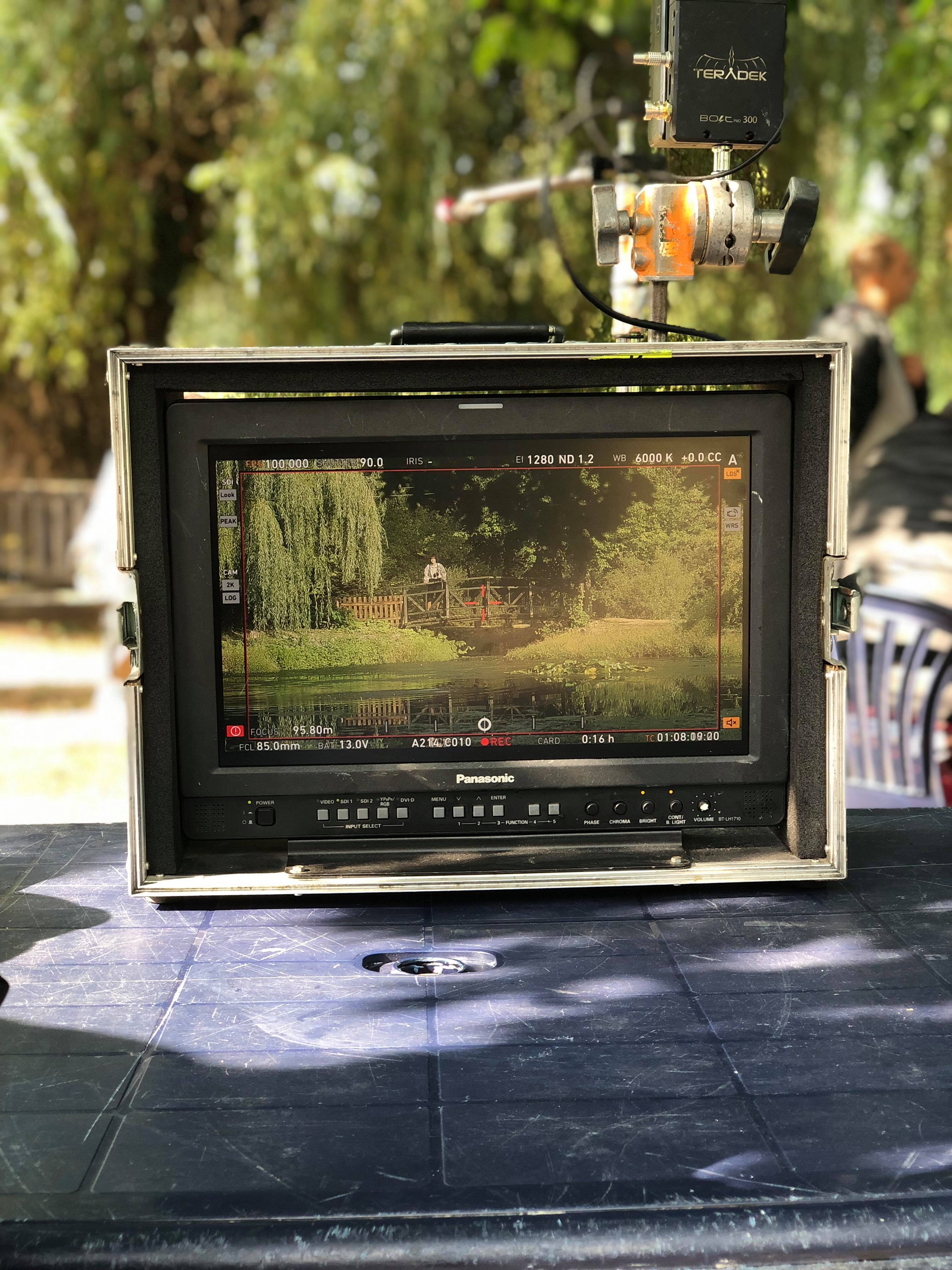 Среща-разговор с Роси Михова за новата ѝ книга "ТРИМА НАСАМЕ. Задочни разговори с Макс Фриш"