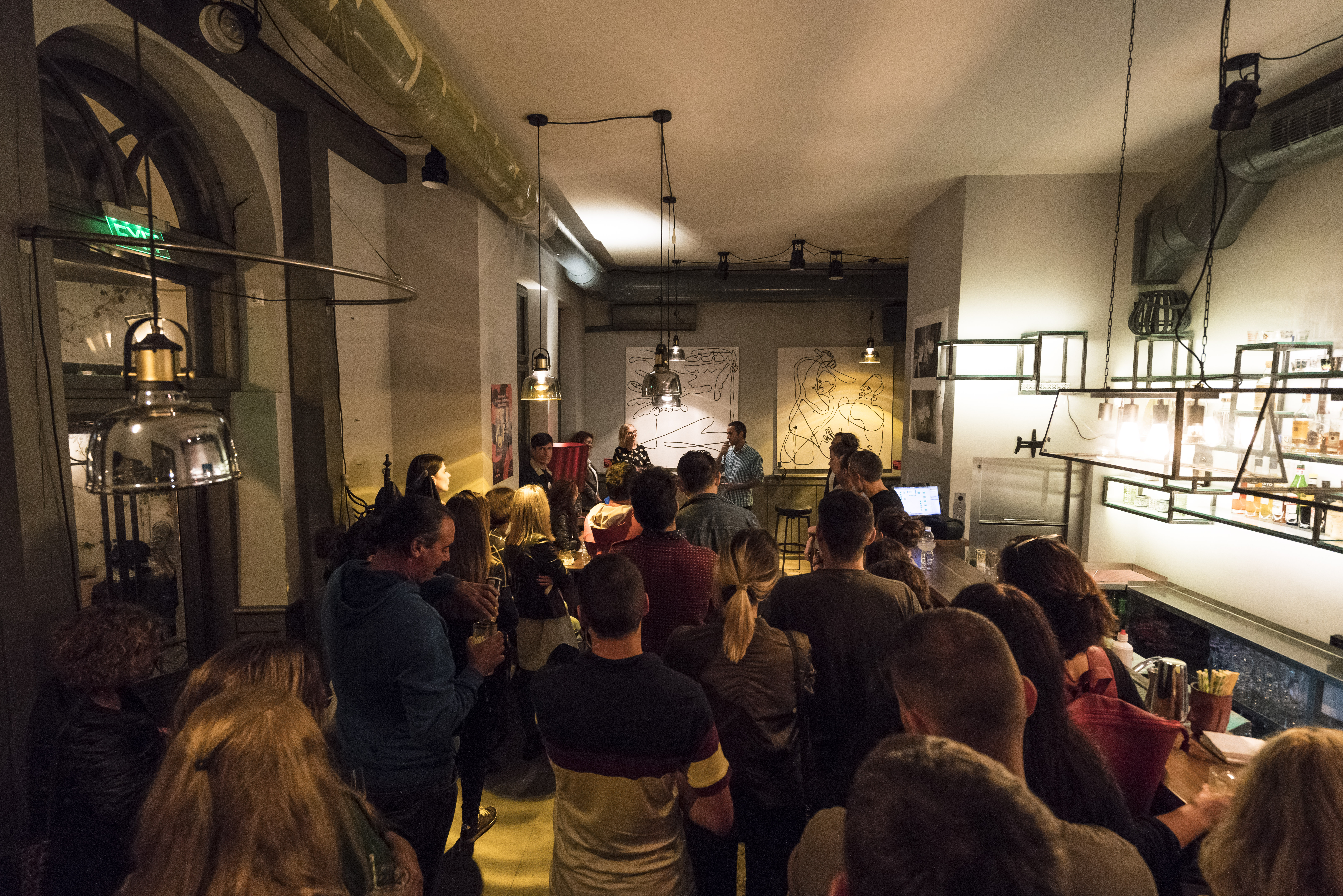 Среща-разговор с Роси Михова за новата ѝ книга "ТРИМА НАСАМЕ. Задочни разговори с Макс Фриш"